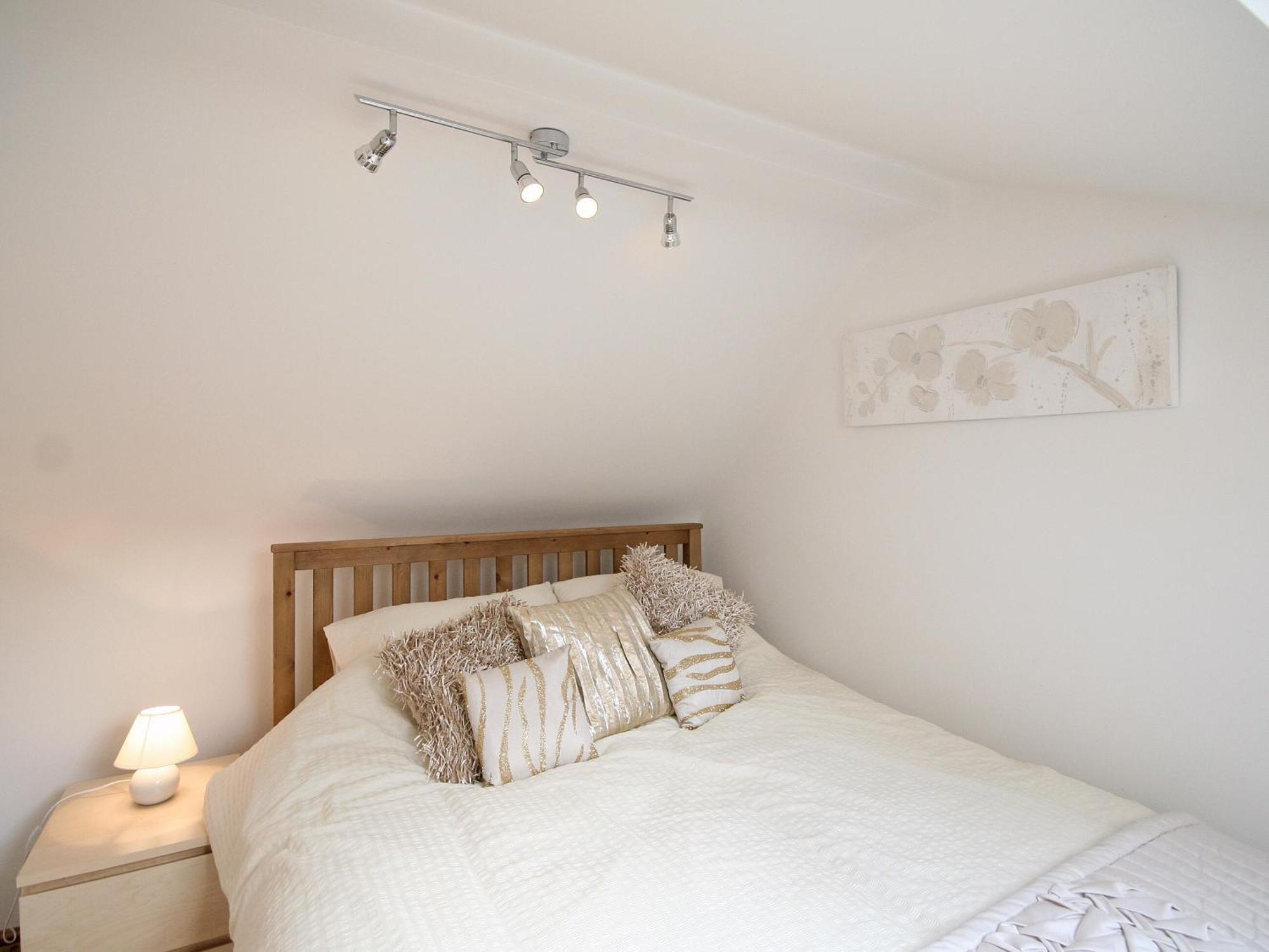 Barn - E5560